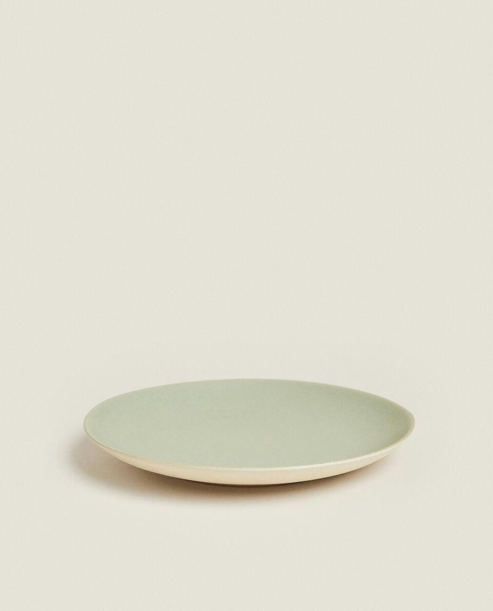 COLOURED STONEWARE TABLEWARE