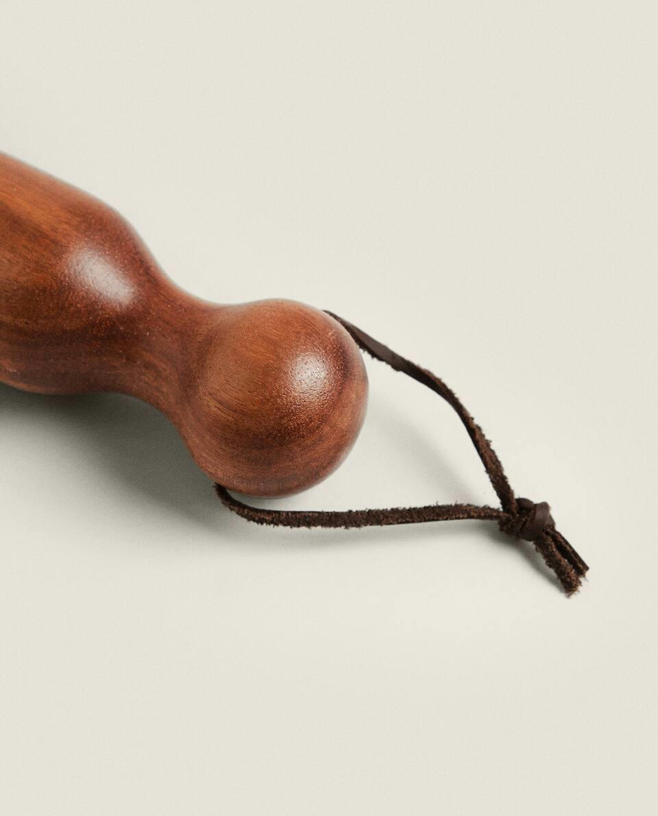 LARGE WOODEN ROLLING PIN