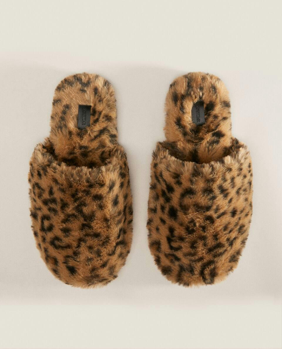 FAUX FUR MULE SLIPPERS
