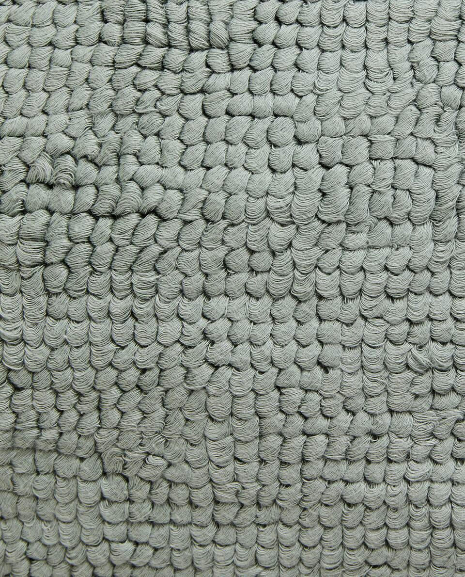 TASSEL CUSHION COVER