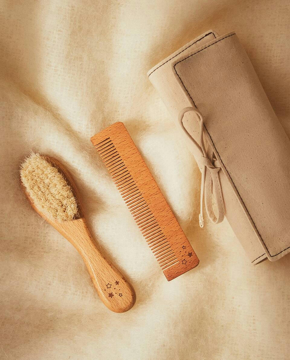 BABY BRUSH AND COMB SET