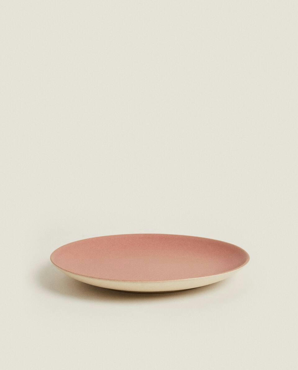 COLOURED STONEWARE TABLEWARE