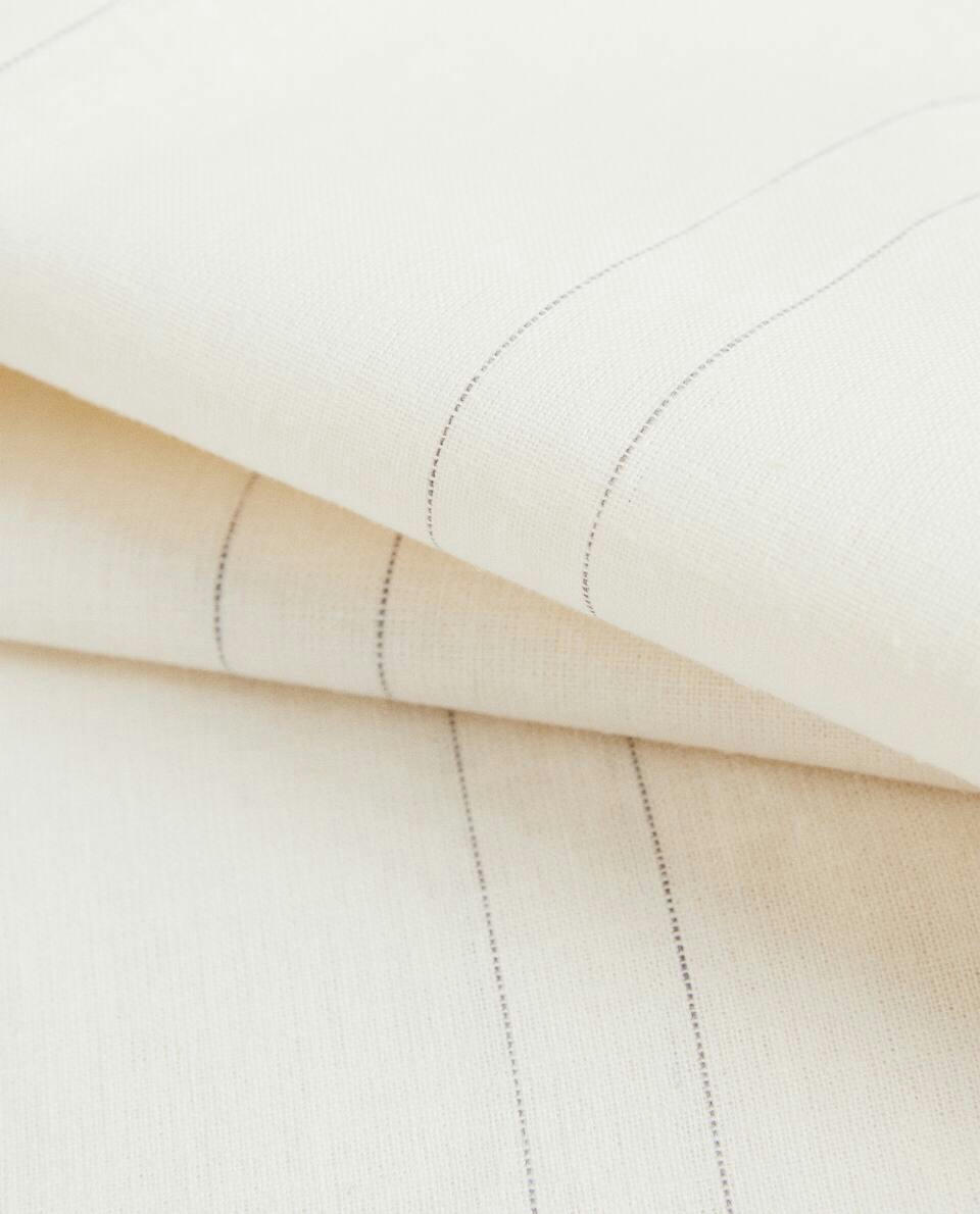 LARGE CLOTHING PROTECTIVE COVERS (PACK OF 2)