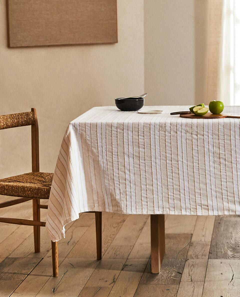 DYED THREAD STRIPED TABLECLOTH