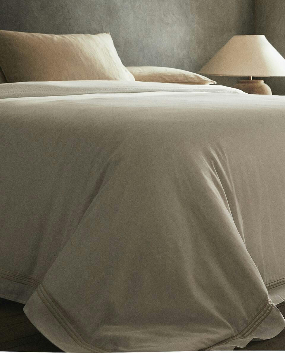 TRIPLE TRIM DUVET COVER