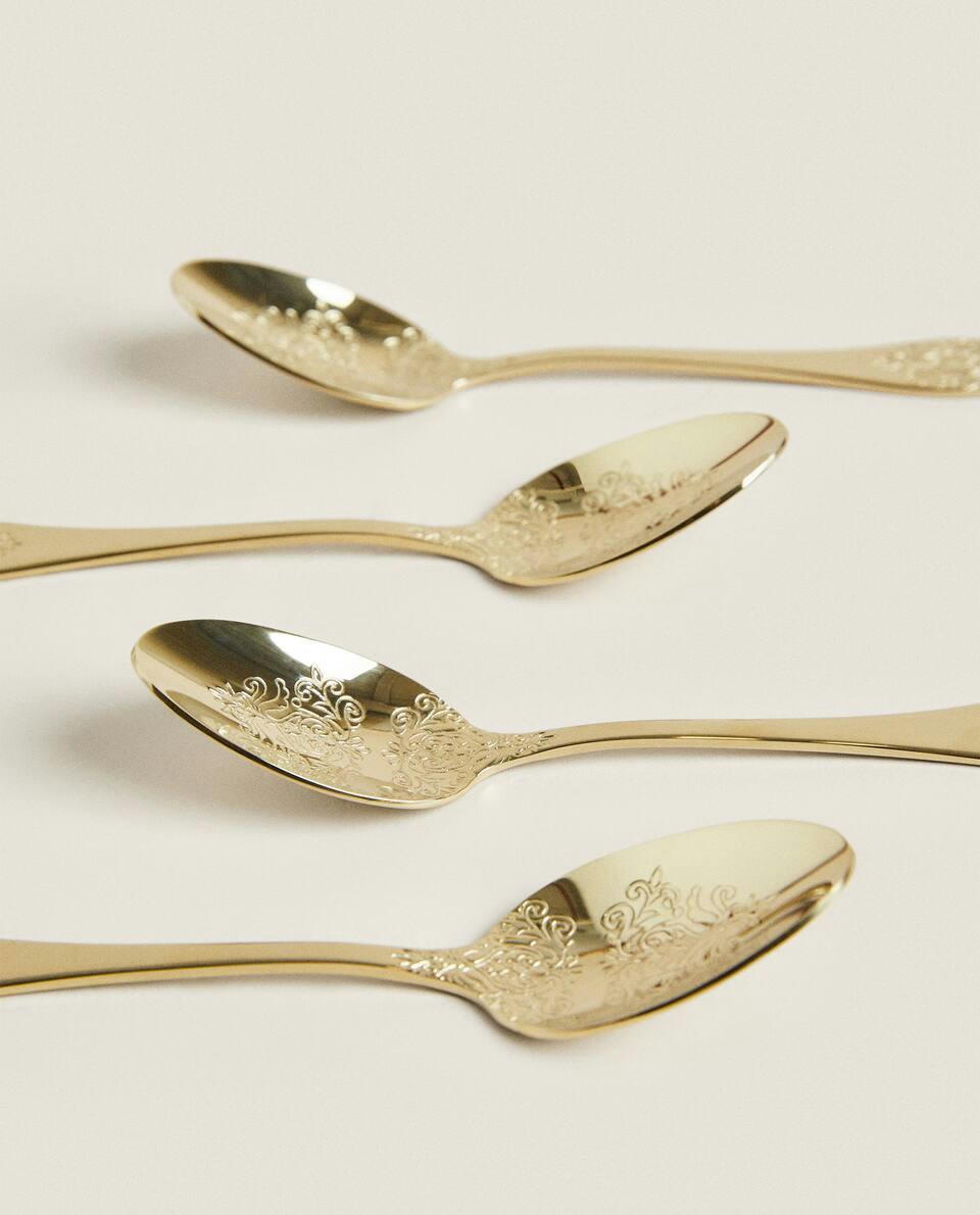 BOX OF 4 DECORATIVE ENGRAVED TEASPOONS