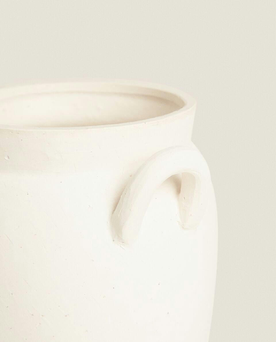 CERAMIC VASE WITH HANDLES