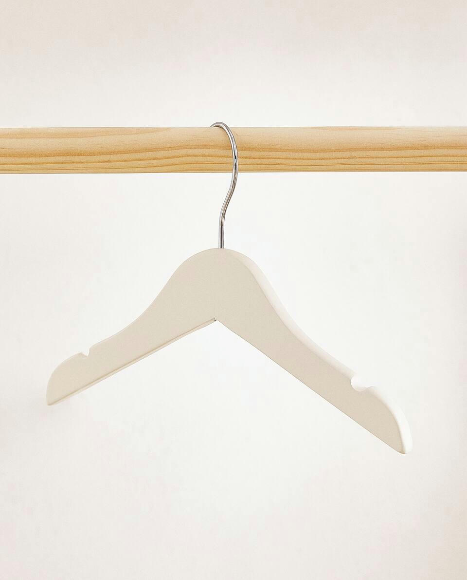 OYSTER WHITE WOODEN BABY HANGER (PACK OF 3)