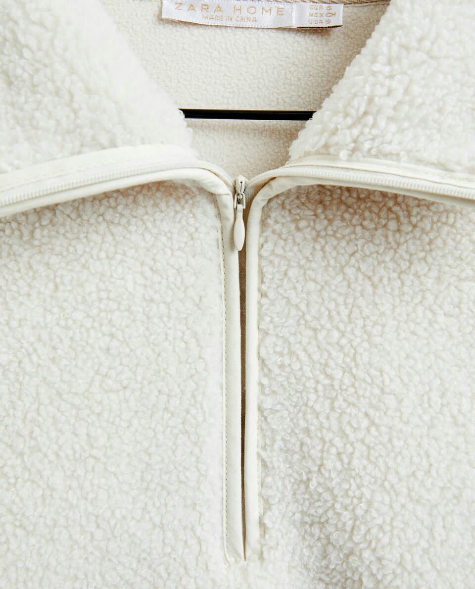 FAUX SHEARLING SWEATSHIRT