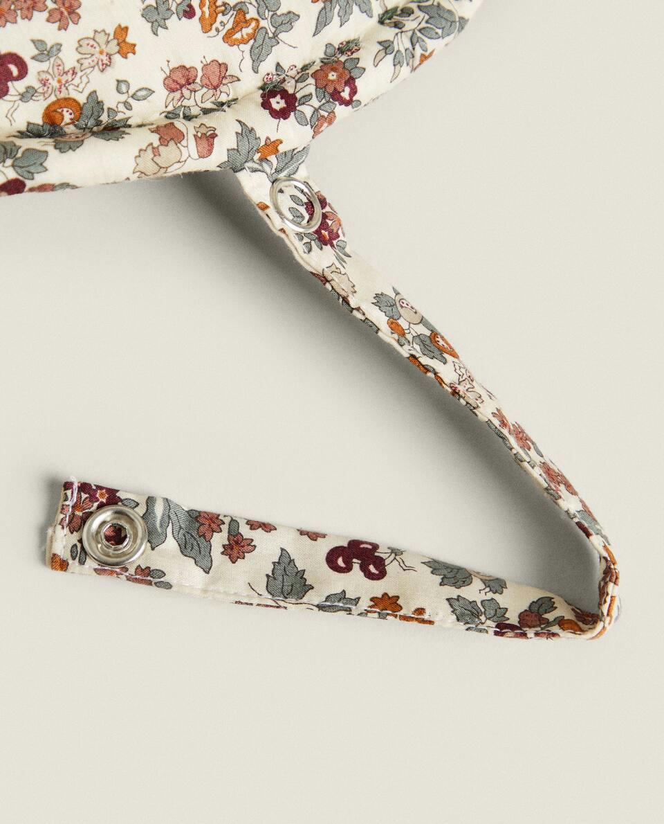 FLORAL PRINT FABRIC CHILDREN’S COT MOBILE