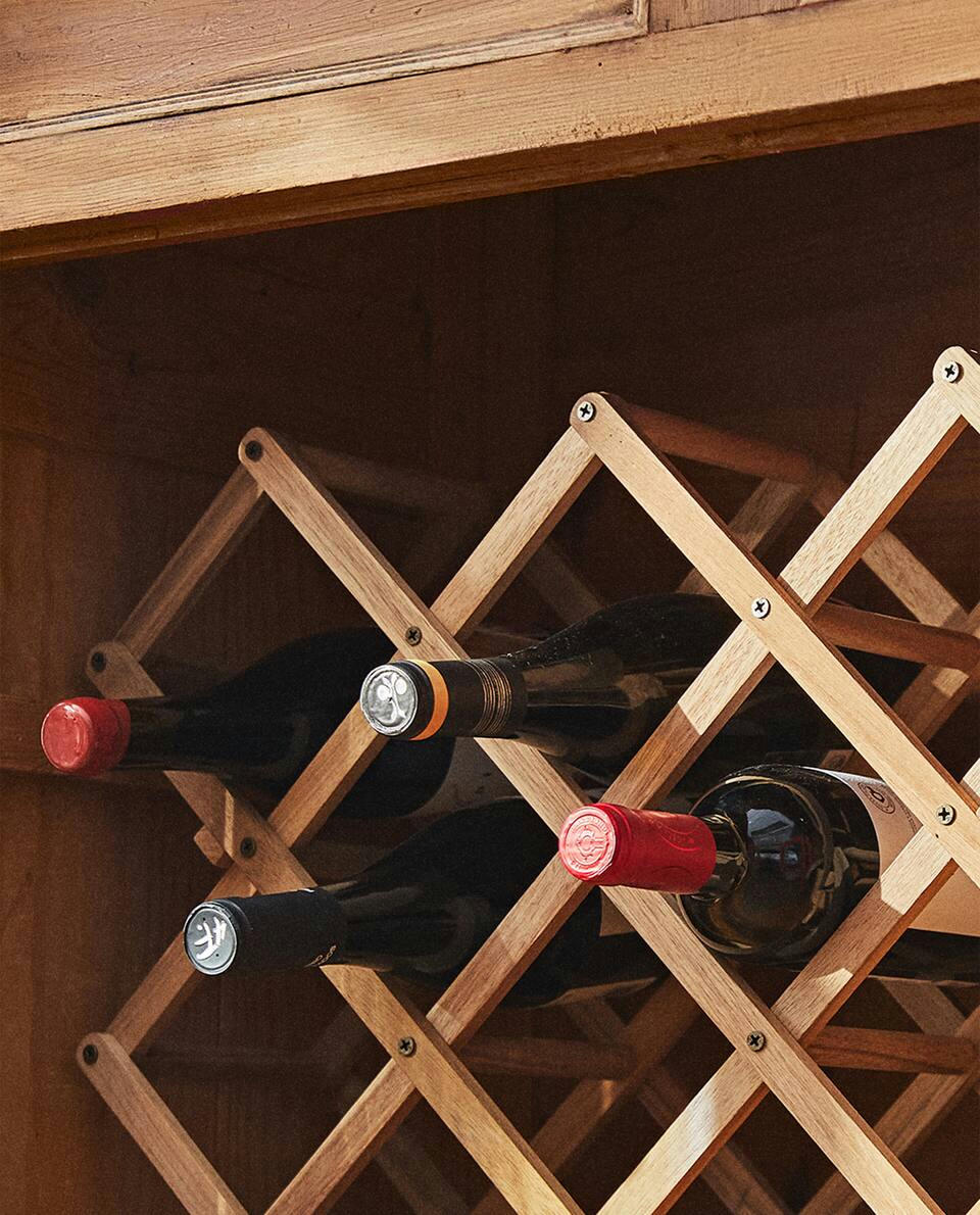 EXTENDIBLE WOODEN BOTTLE STAND