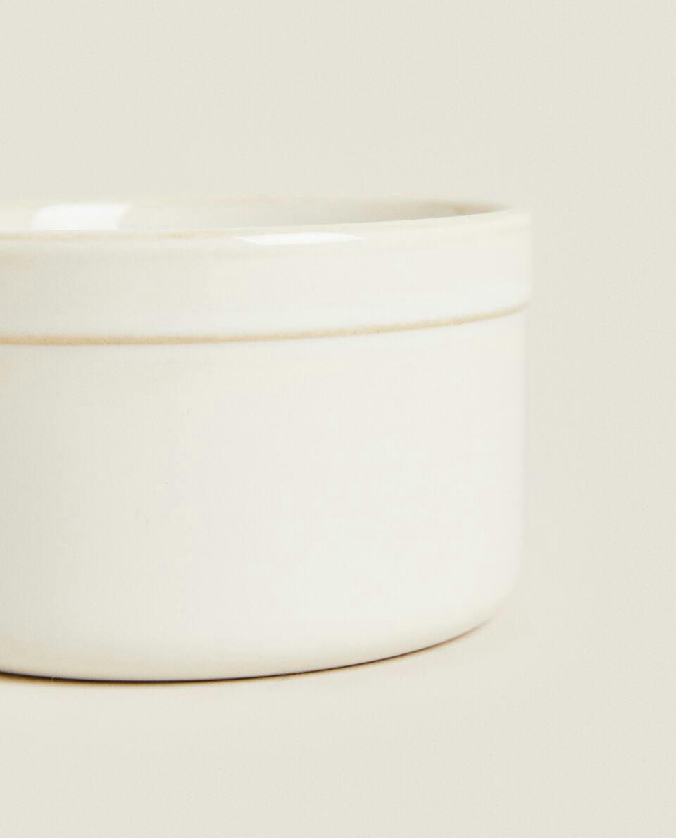 CERAMIC BOTTLE STAND