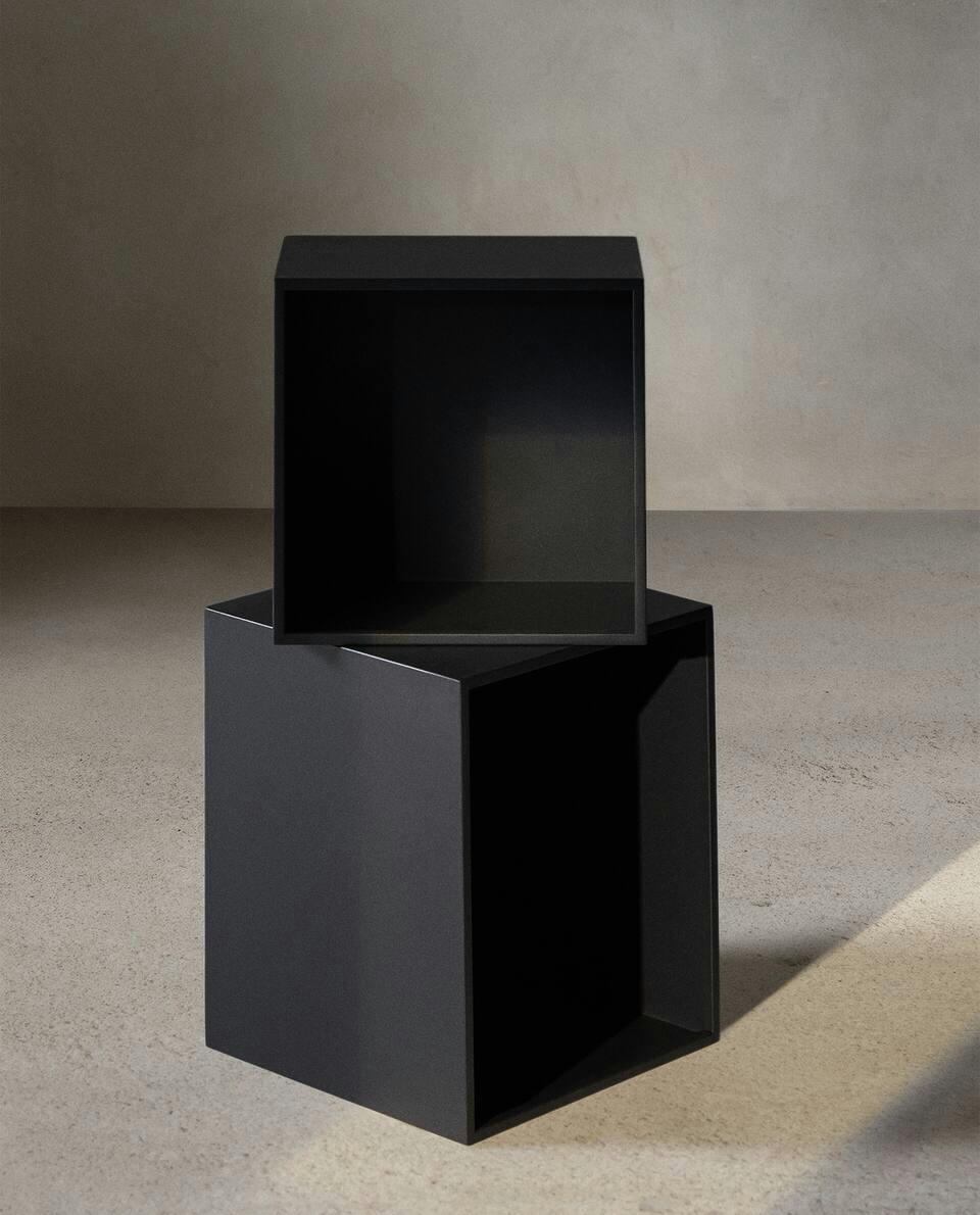 FURNITURE | ACCESSORIES 01