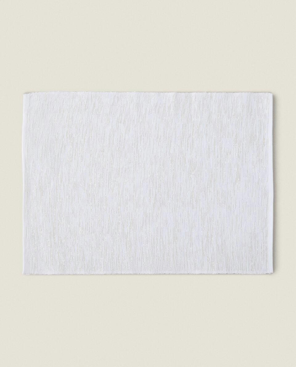 PACK OF GLITTERY CHRISTMAS PLACEMATS (PACK OF 2)