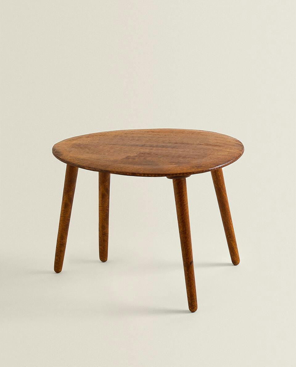 BEVELED WOODEN TABLE