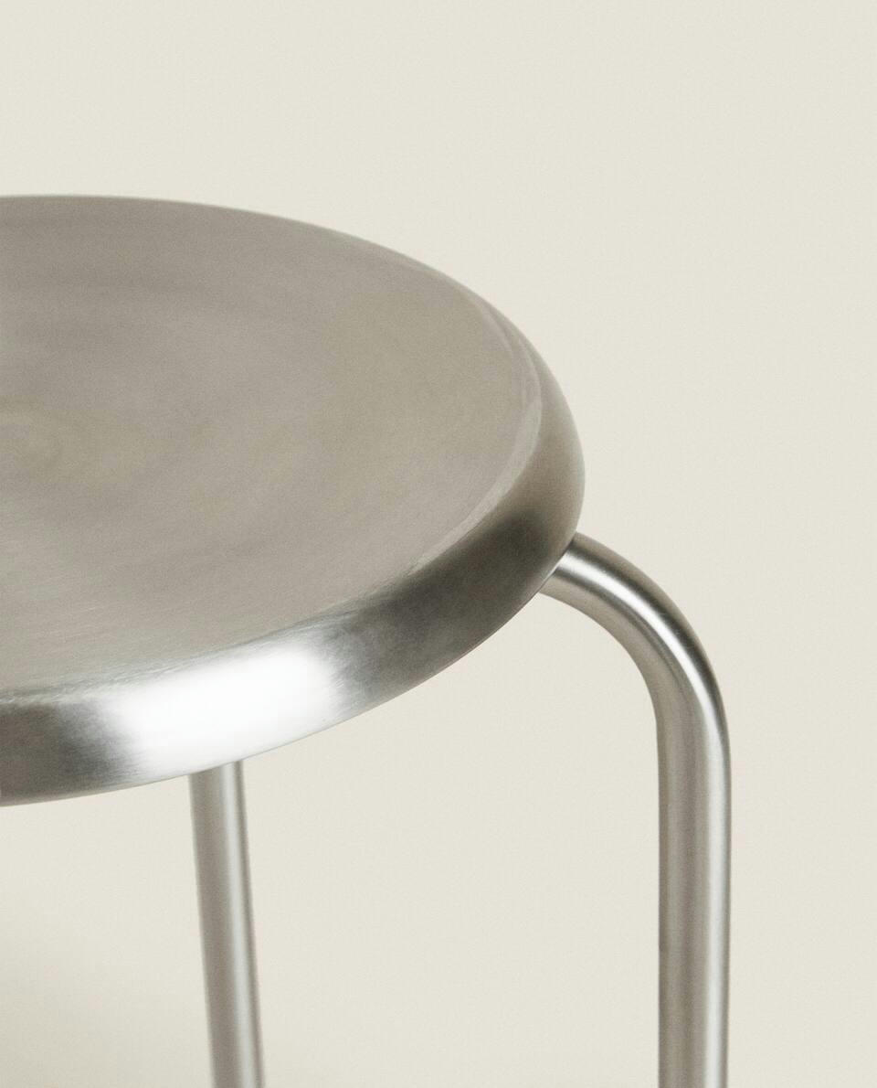 STEEL STOOL