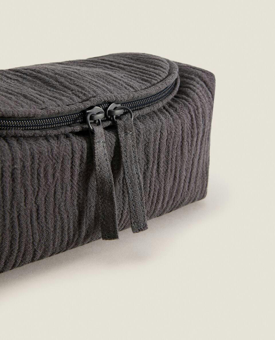 LINEN TOILETRY BAG