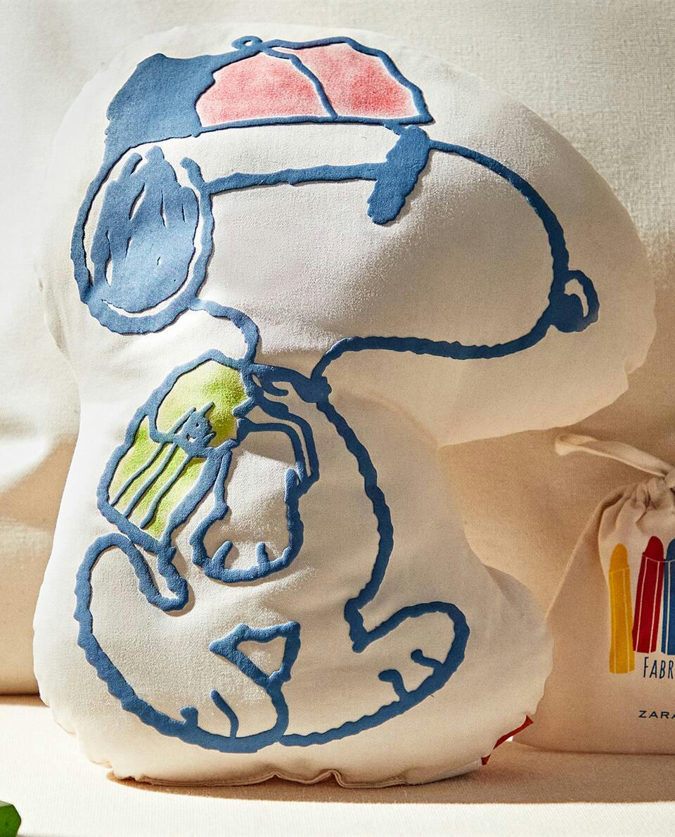 COLOURING SNOOPY PEANUTS? CUSHION