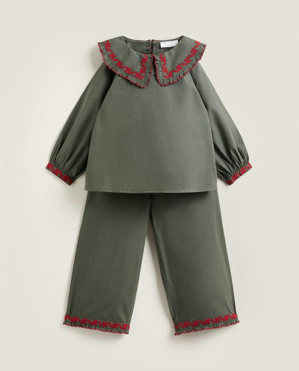 CHILDREN’S CHRISTMAS PYJAMA SET WITH EMBROIDERED COLLAR