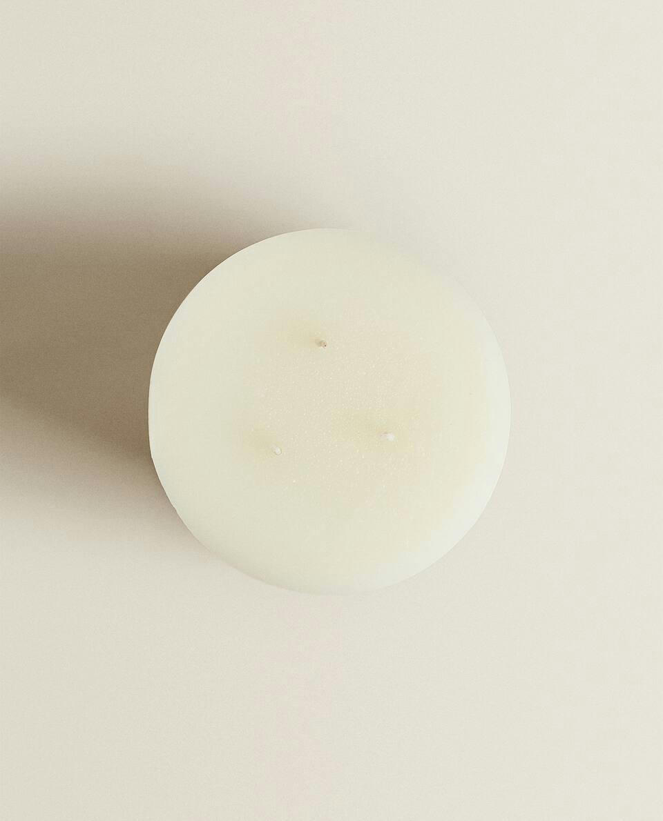 LARGE CANDLE