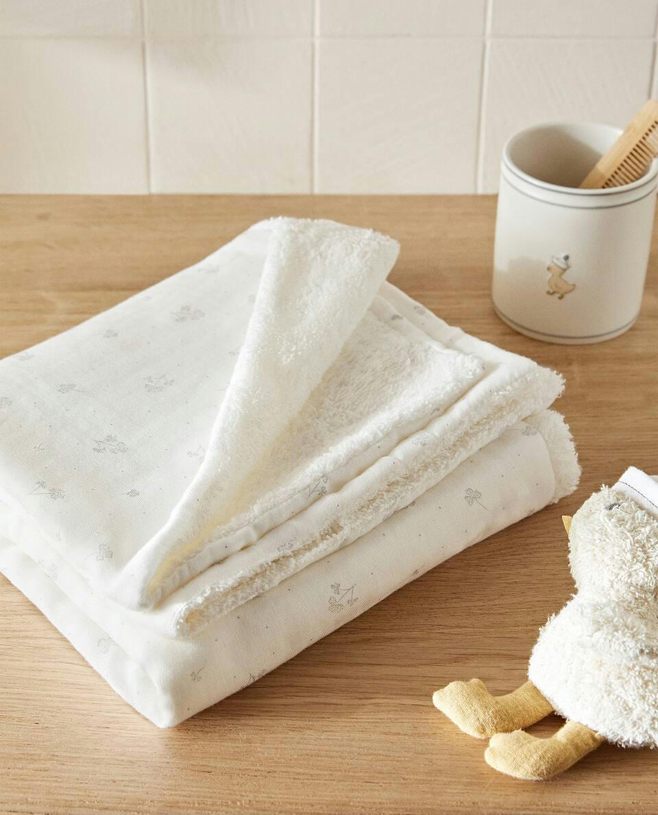 MUSLIN CLOVER TOWEL