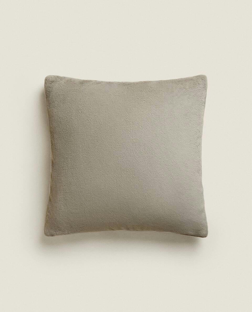 FLEECE CUSHION COVER