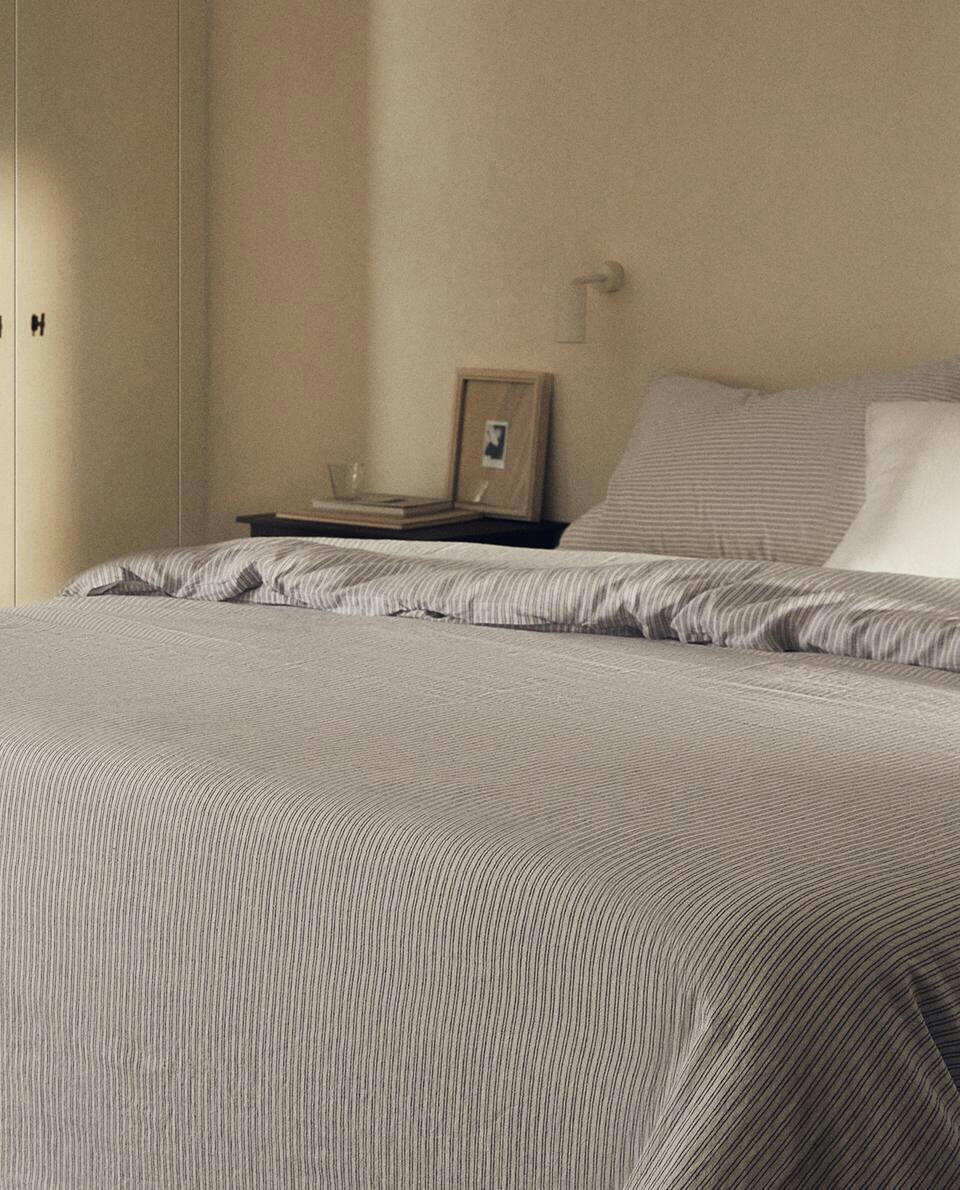 STRIPED LINEN DUVET COVER
