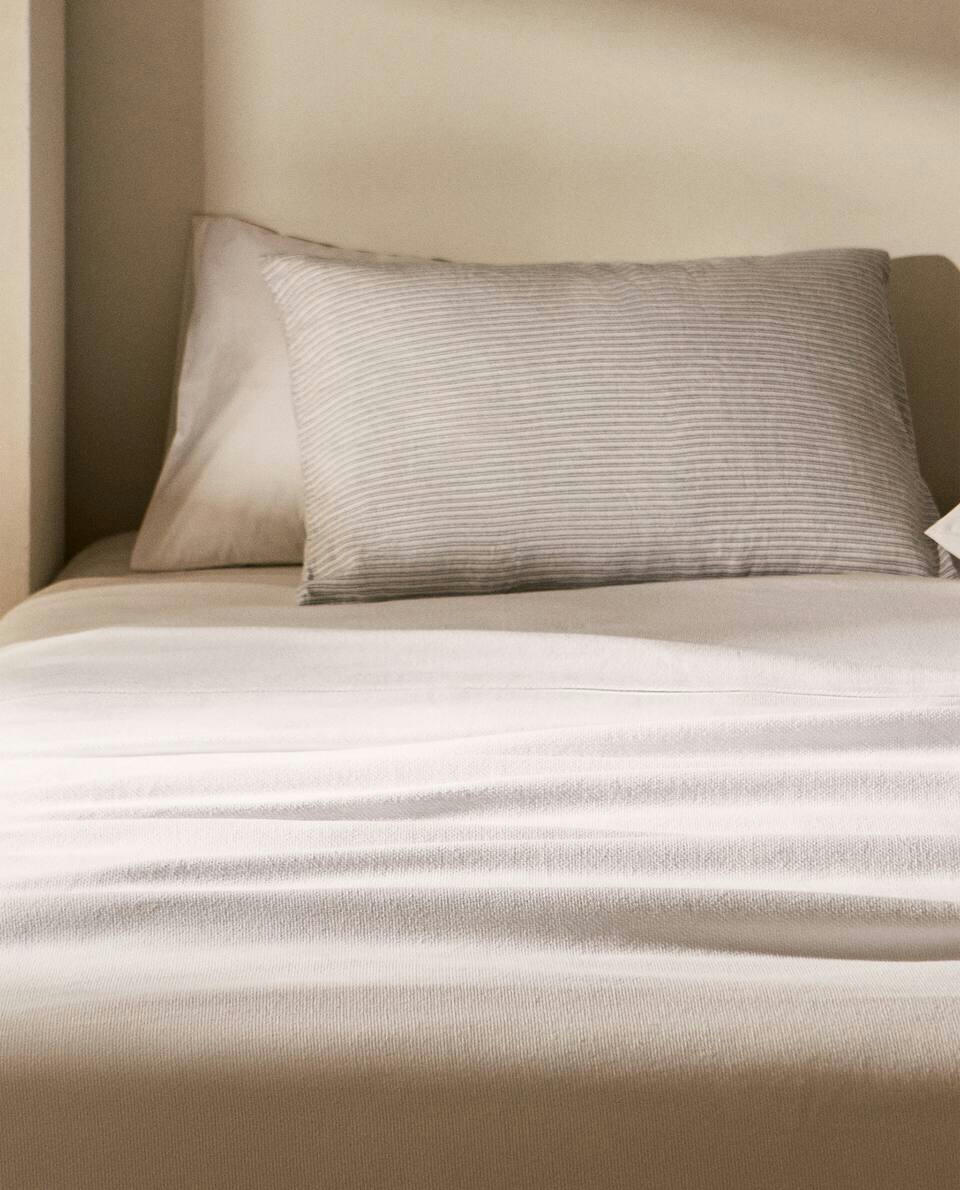PLAIN COTTON BEDSPREAD