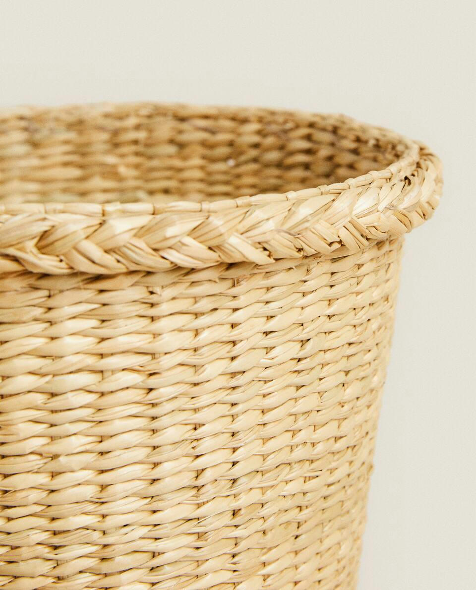 MEDIUM PLAITED PLANTER