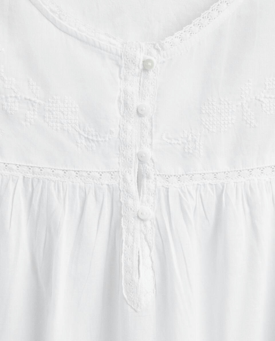 EMBROIDERED NIGHTDRESS
