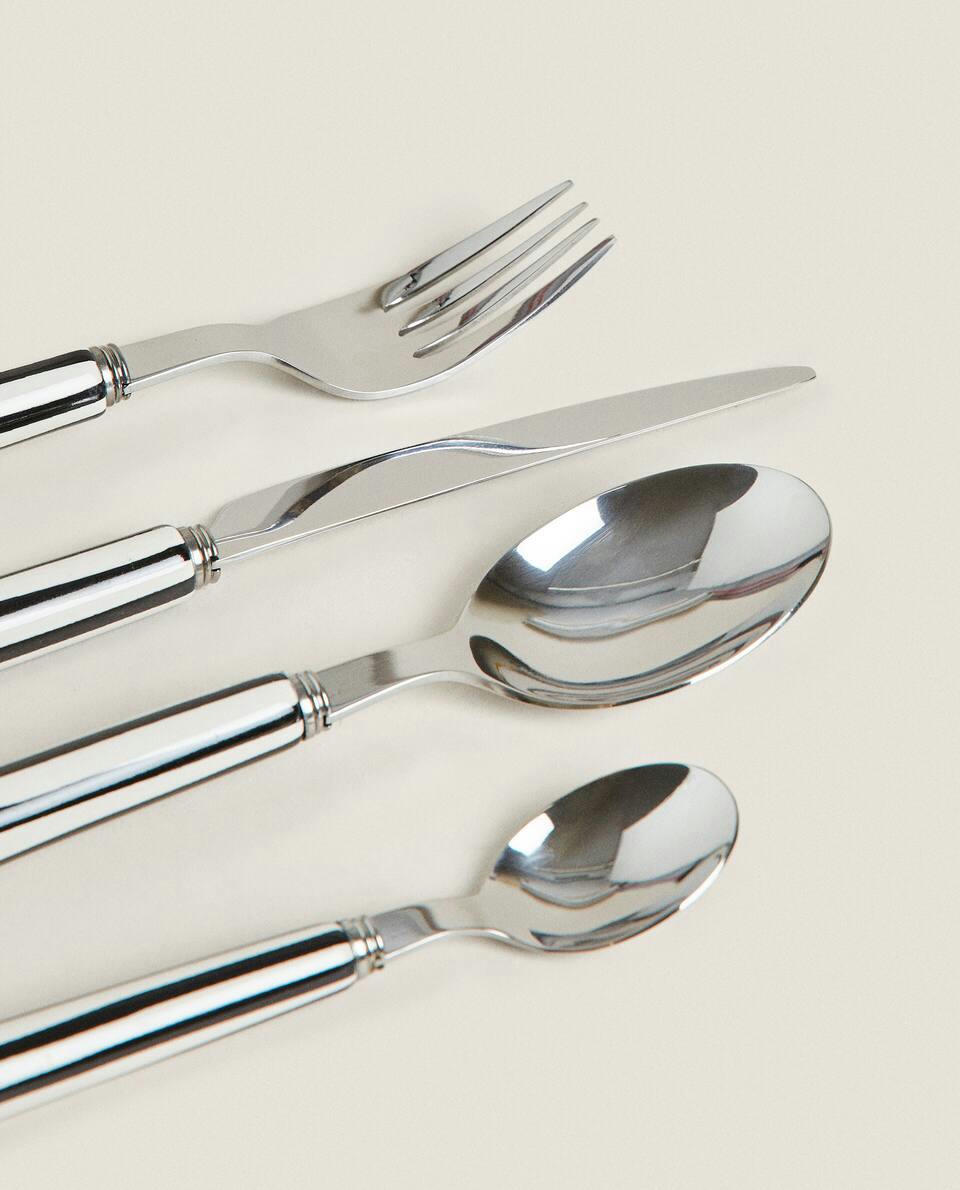 STRIPED CUTLERY SET (4 PIECES)