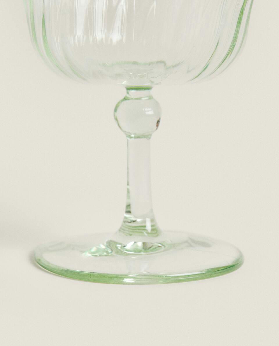 COLOURED GLASS WITH LINES