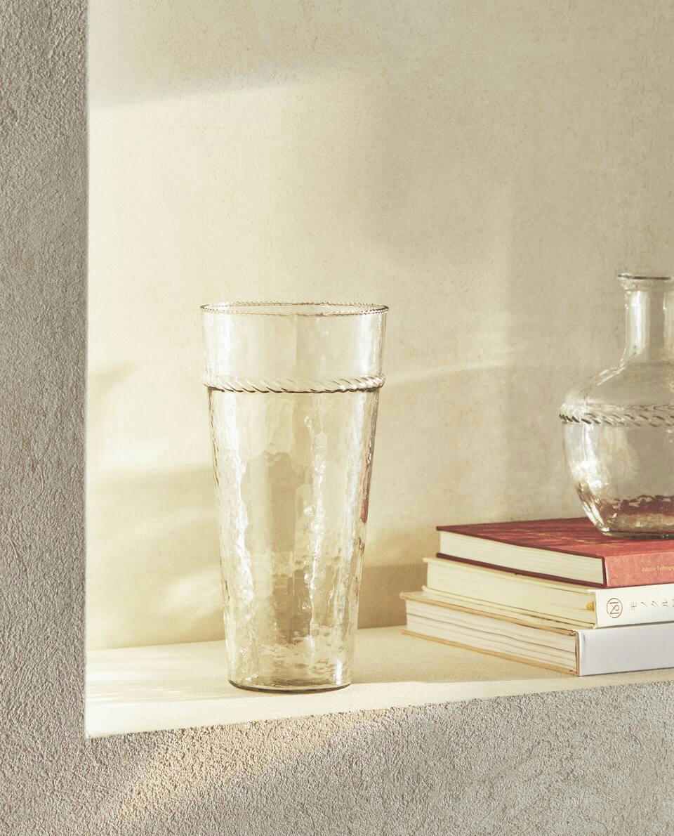 GLASS VASE WITH BORDER