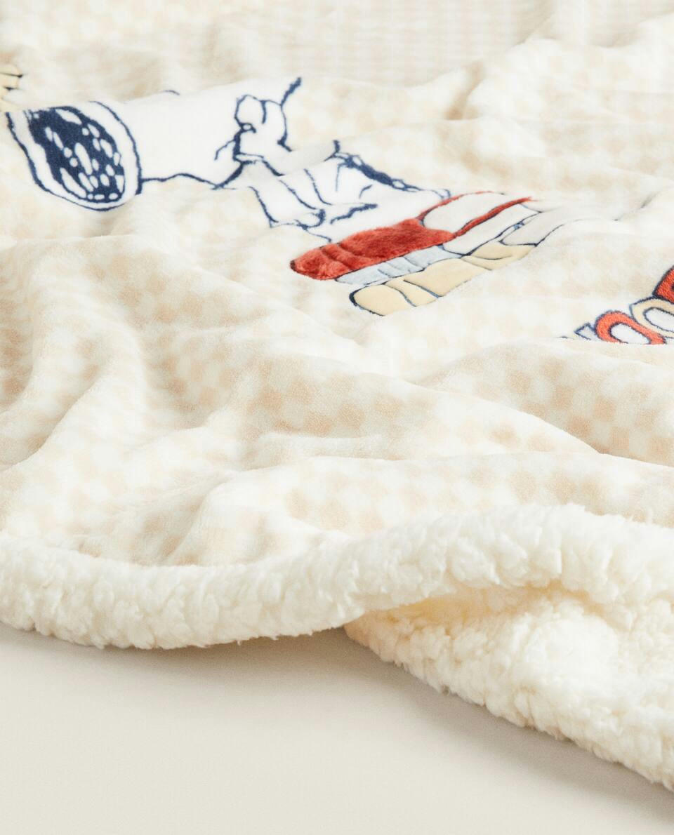 PEANUTS? FAUX SHEARLING BLANKET