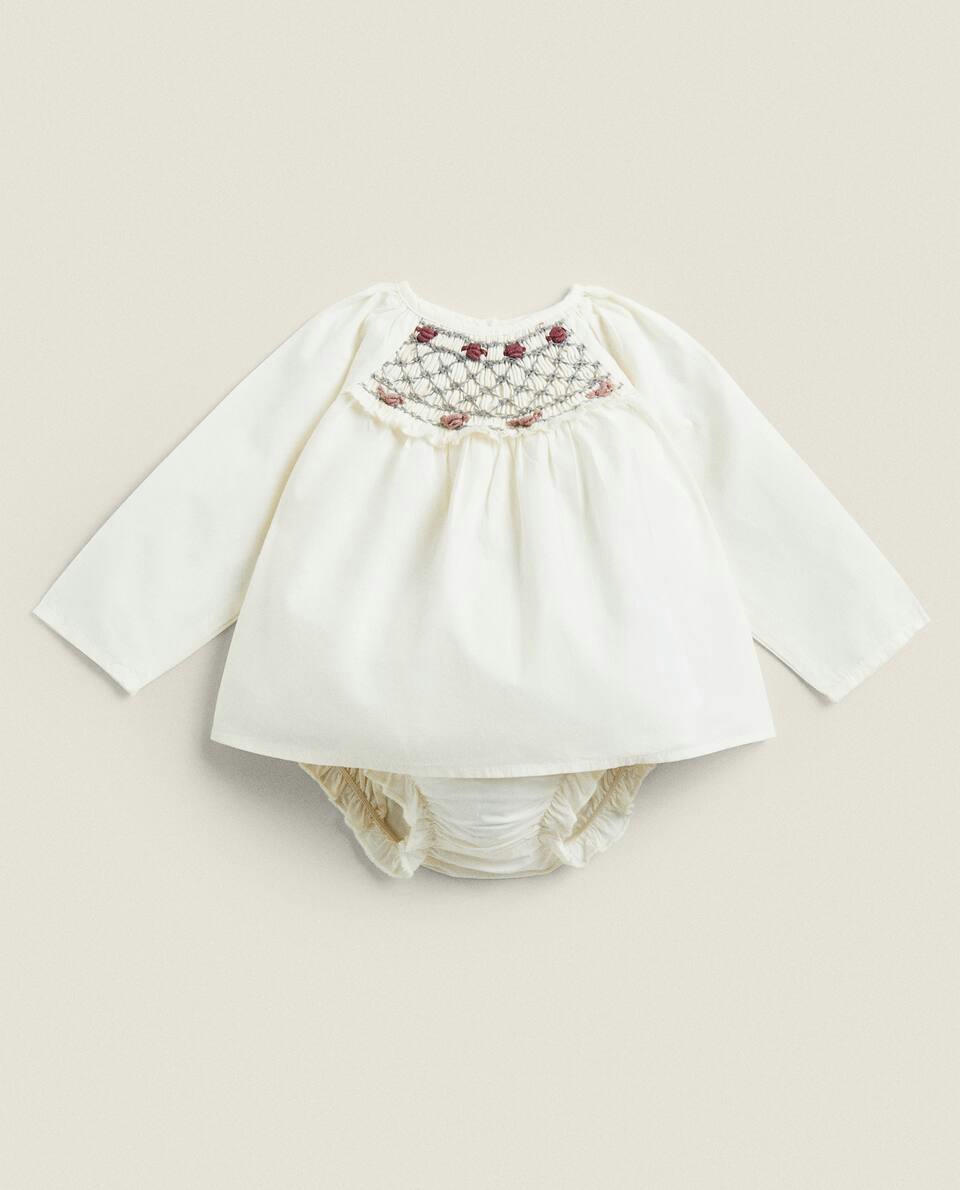 EMBROIDERED BABY BLOOMERS