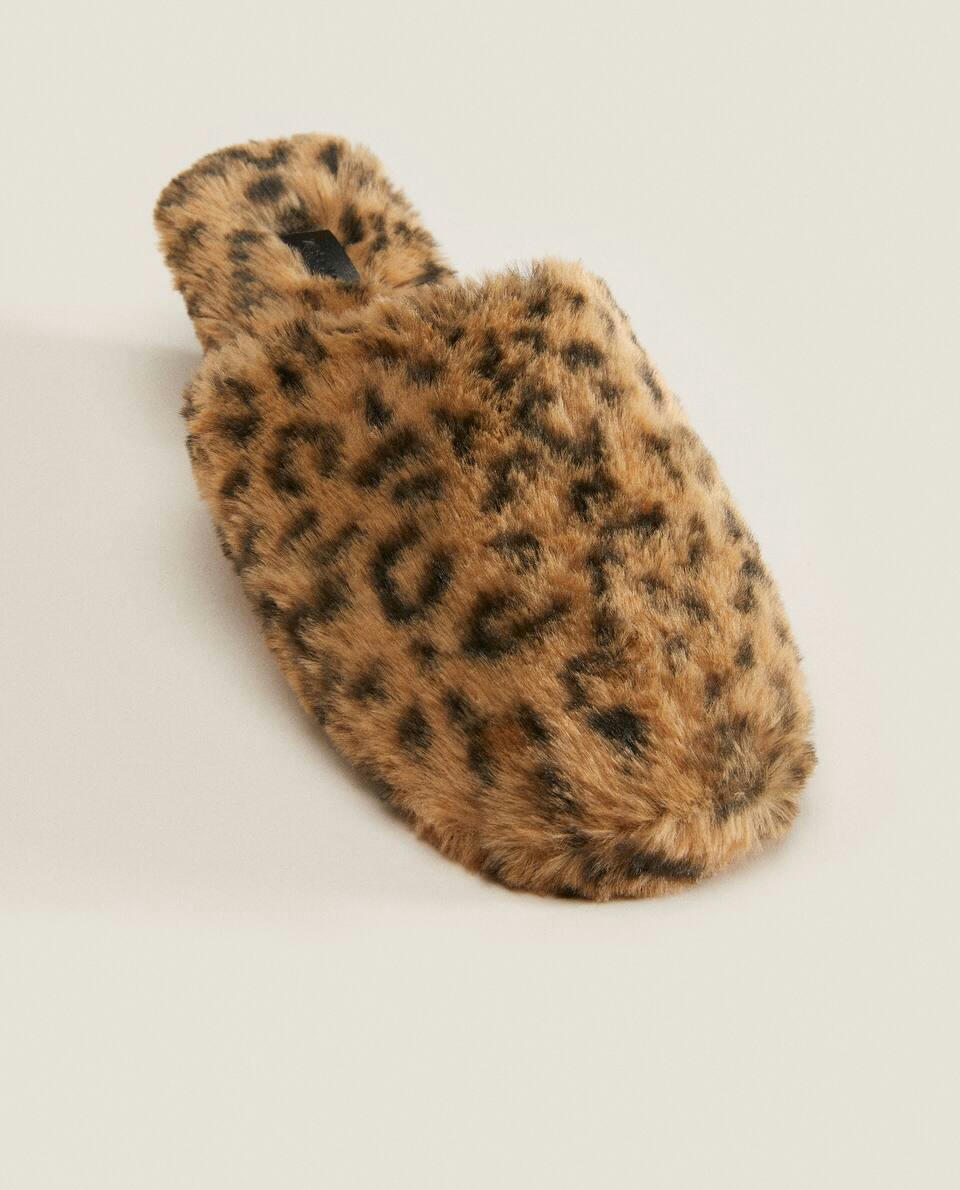 FAUX FUR MULE SLIPPERS