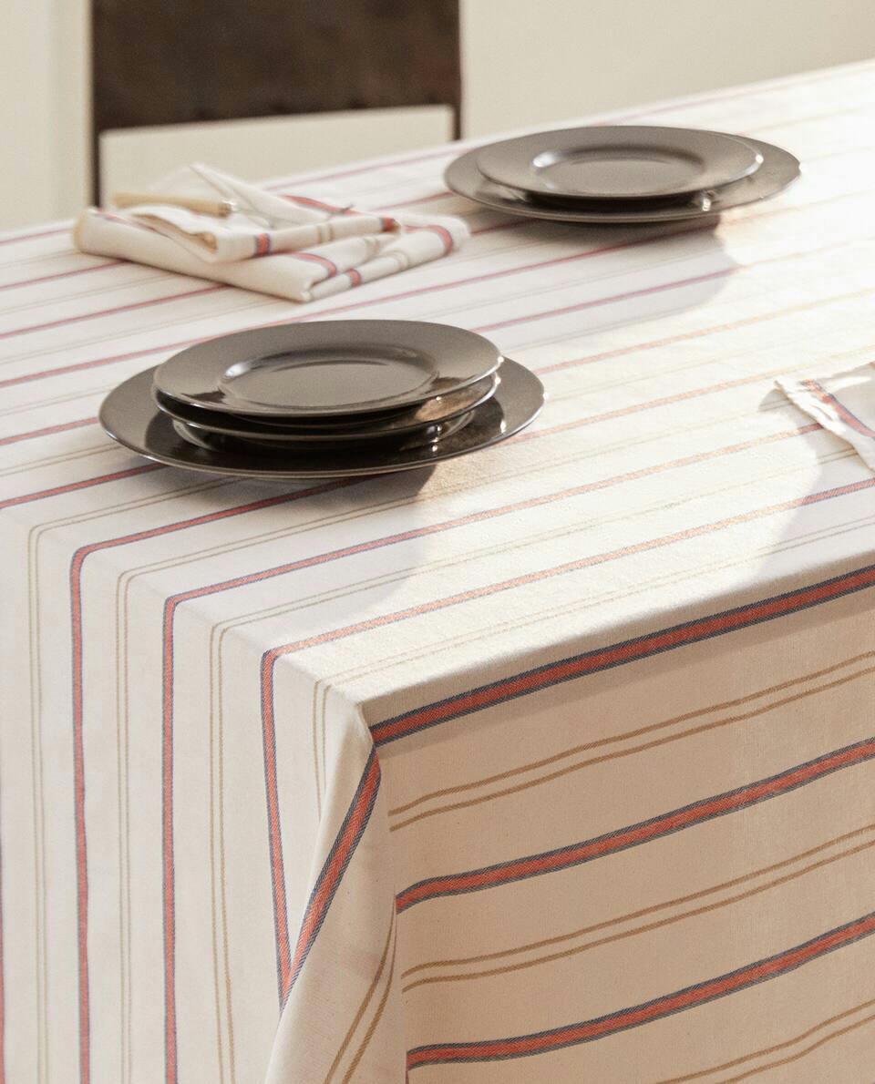 DYED THREAD COTTON TABLECLOTH