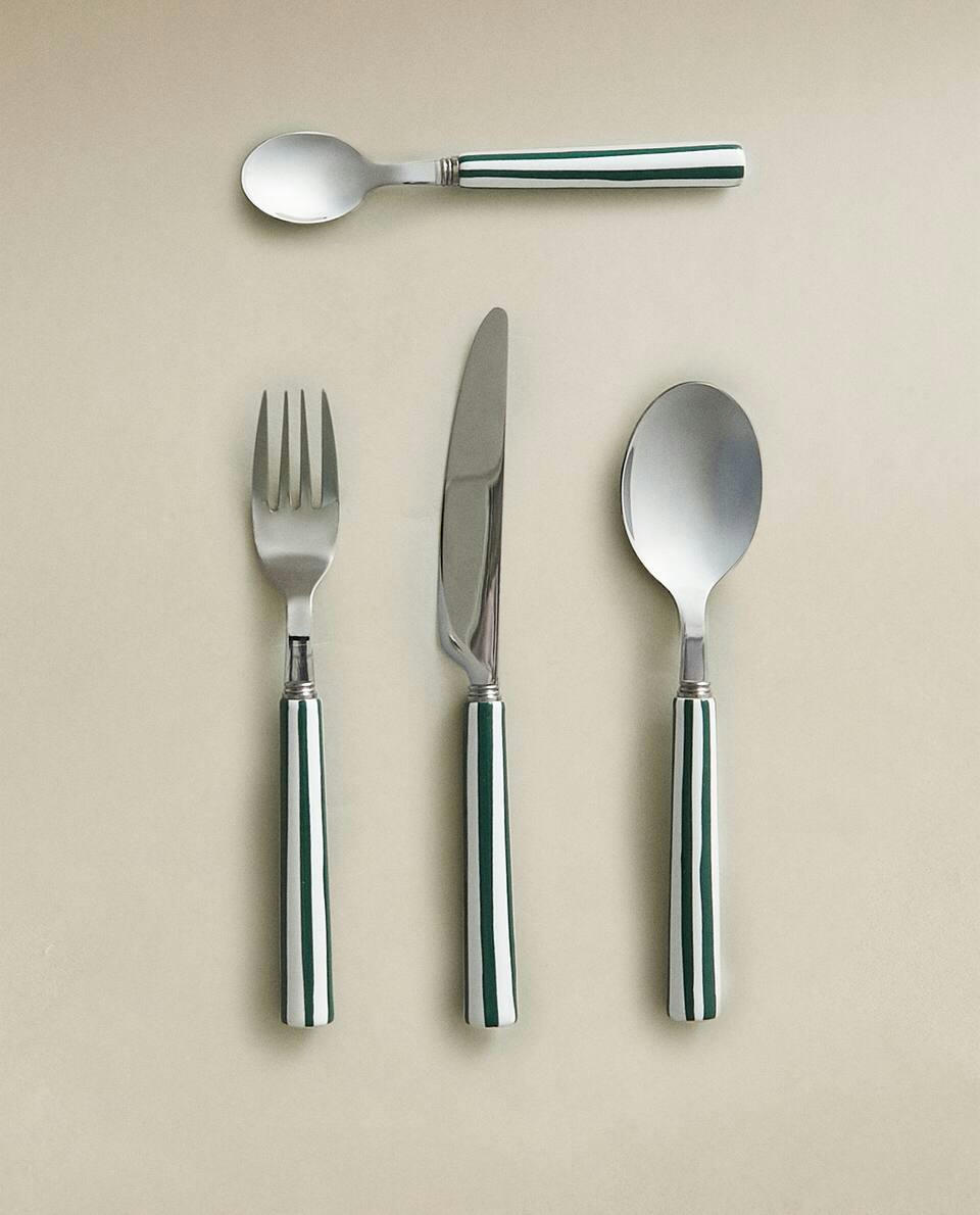 STRIPED CUTLERY SET (4 PIECES)