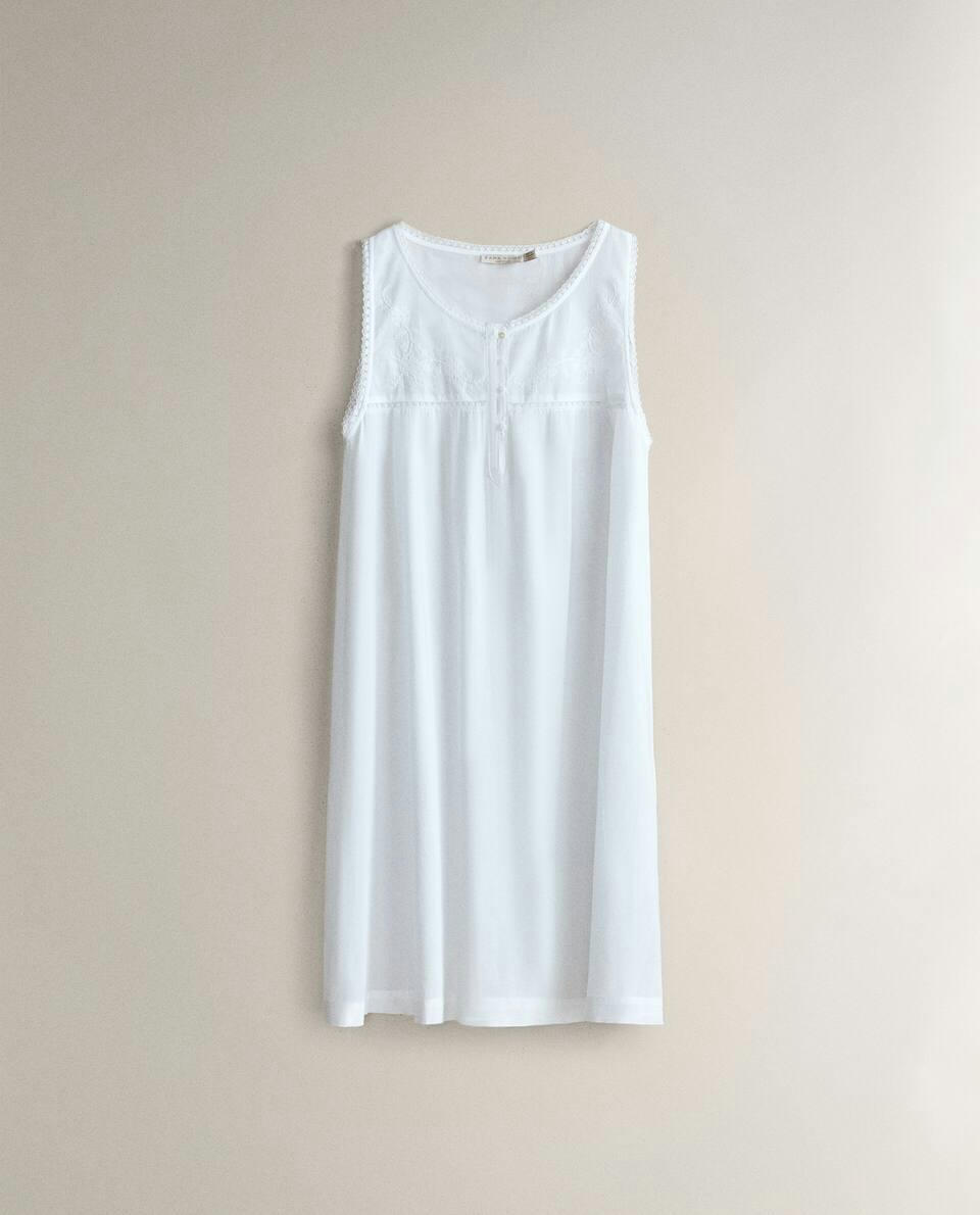 EMBROIDERED NIGHTDRESS
