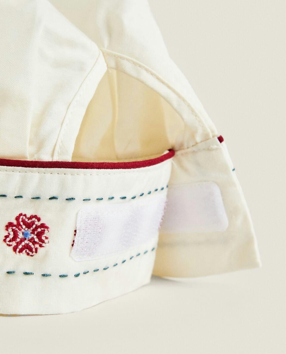 CHILDREN’S CHRISTMAS CHEF HAT