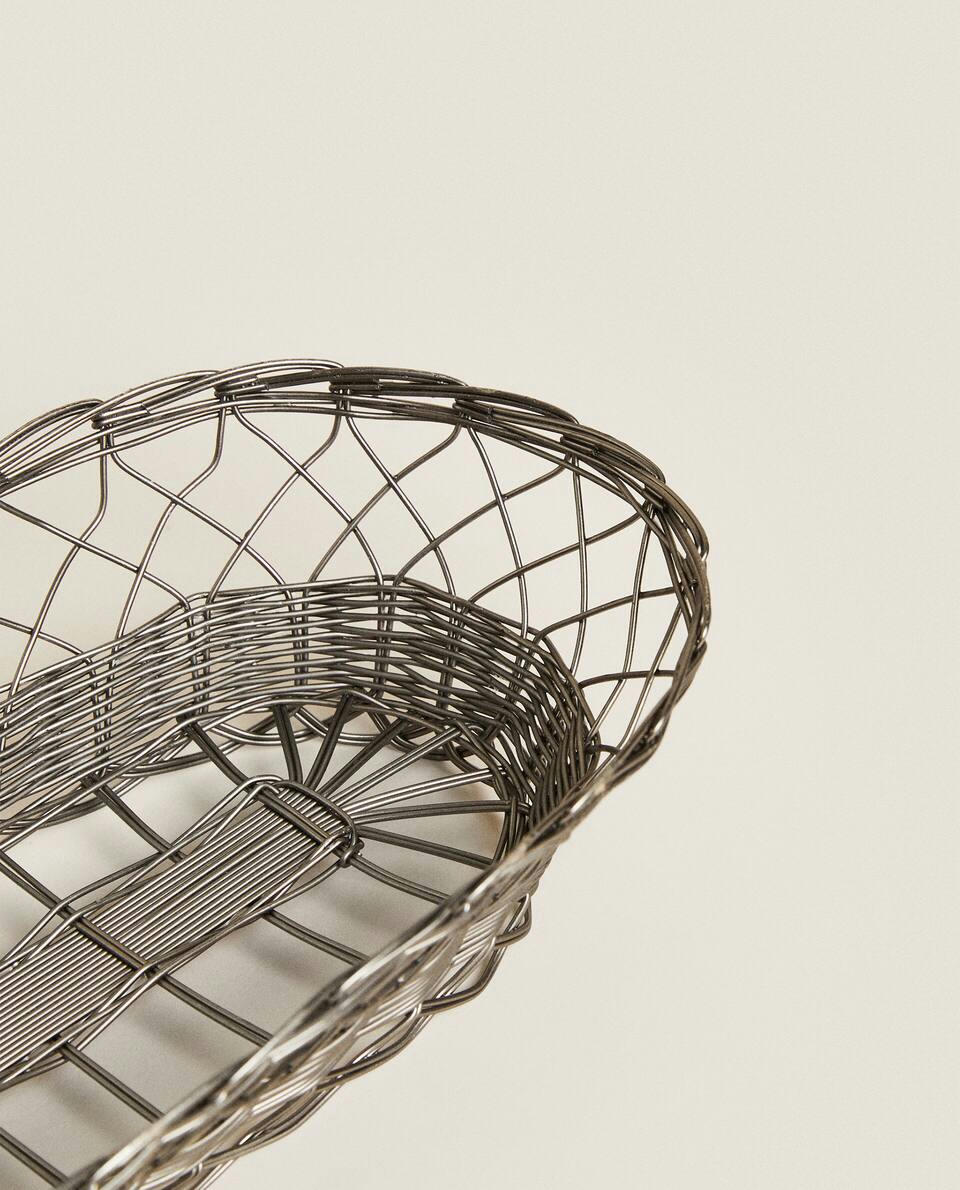 OVAL METAL BASKET