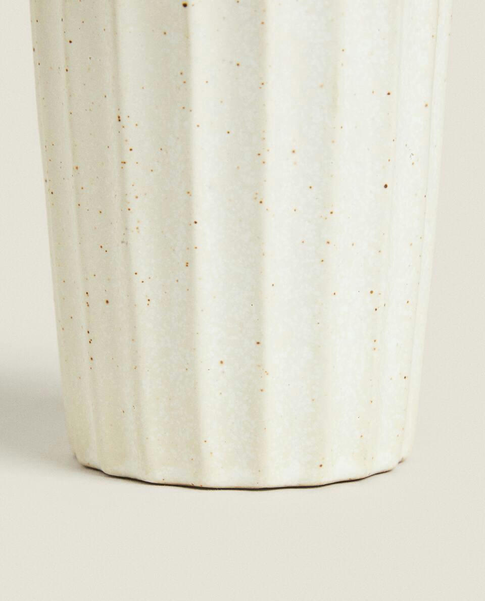 SCALLOPED CERAMIC BATHROOM SET