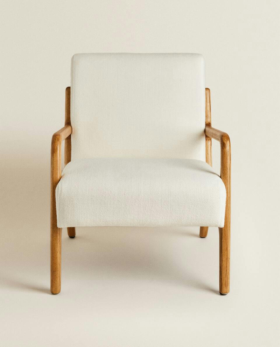 WOOD AND LINEN CHILDREN’S ARMCHAIR