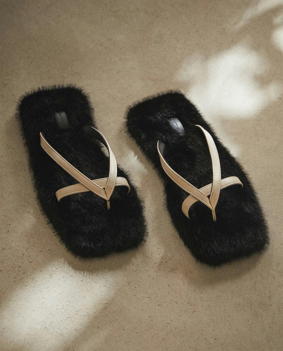 FAUX FUR SLIPPERS WITH CONTRAST STRAPS