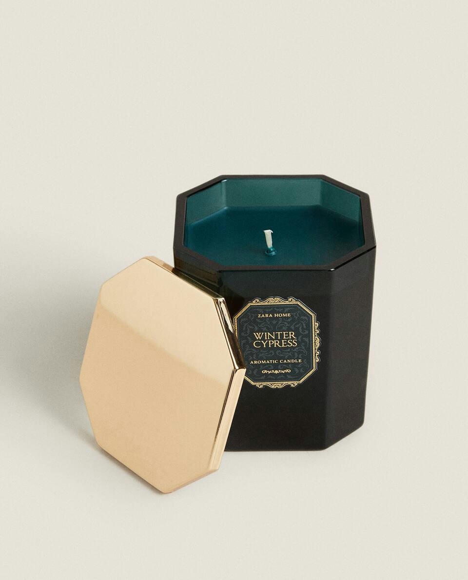 WINTER CYPRESS SCENTED CANDLE