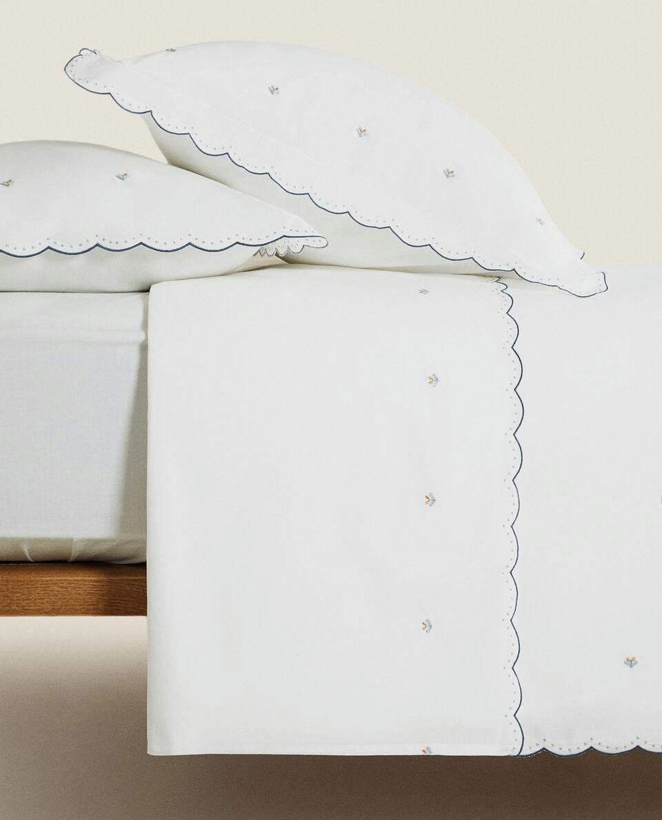 FLORAL EMBROIDERY DUVET COVER