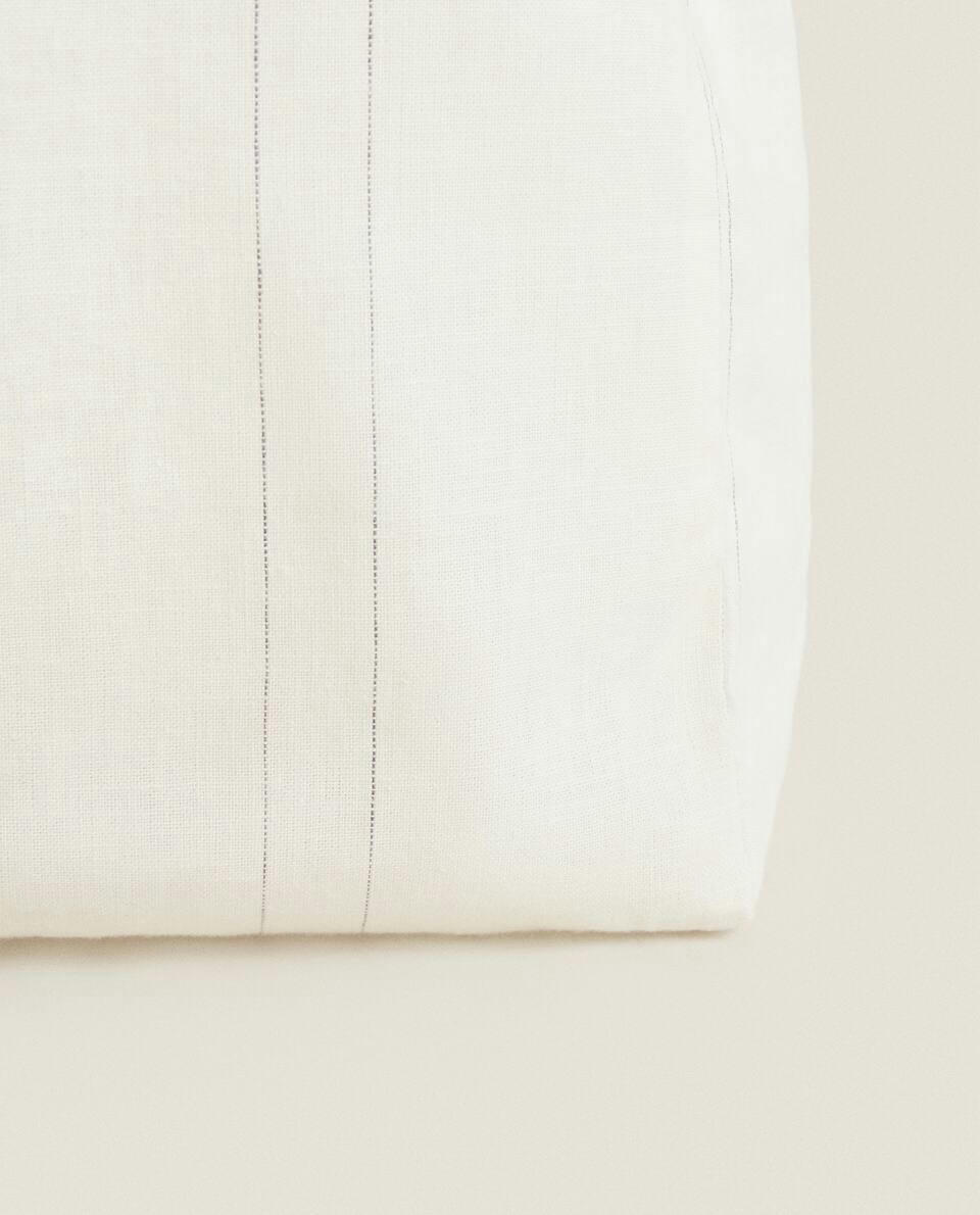 STRIPED TRAVEL LAUNDRY BAG