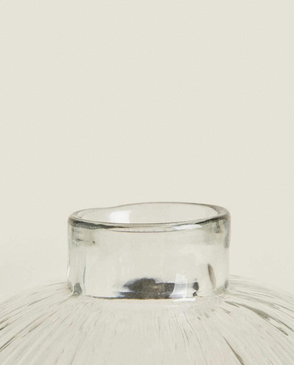 GLASS VASE WITH LINES