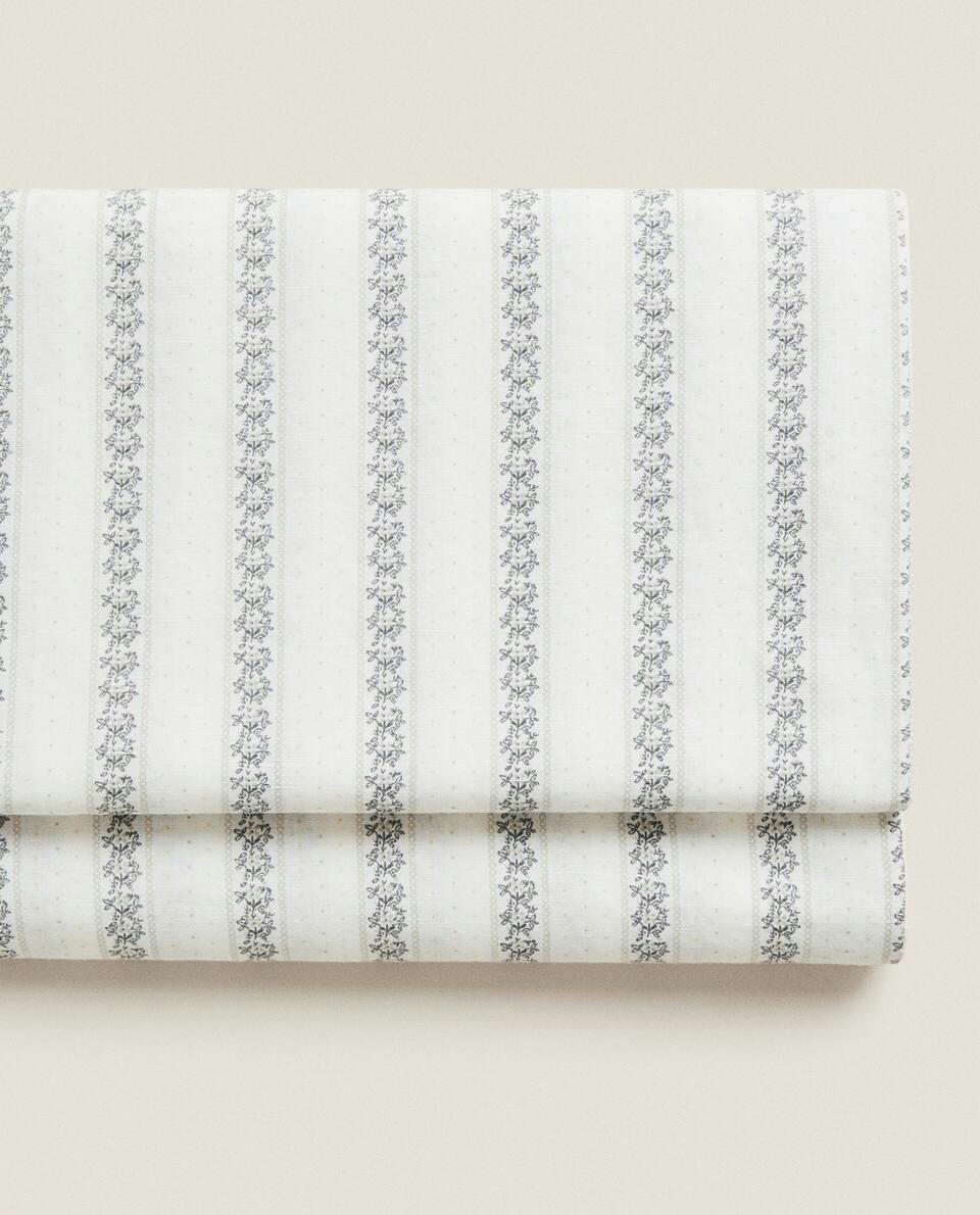 STRIPED LINEN MINI COT SET WITH FLOWERS