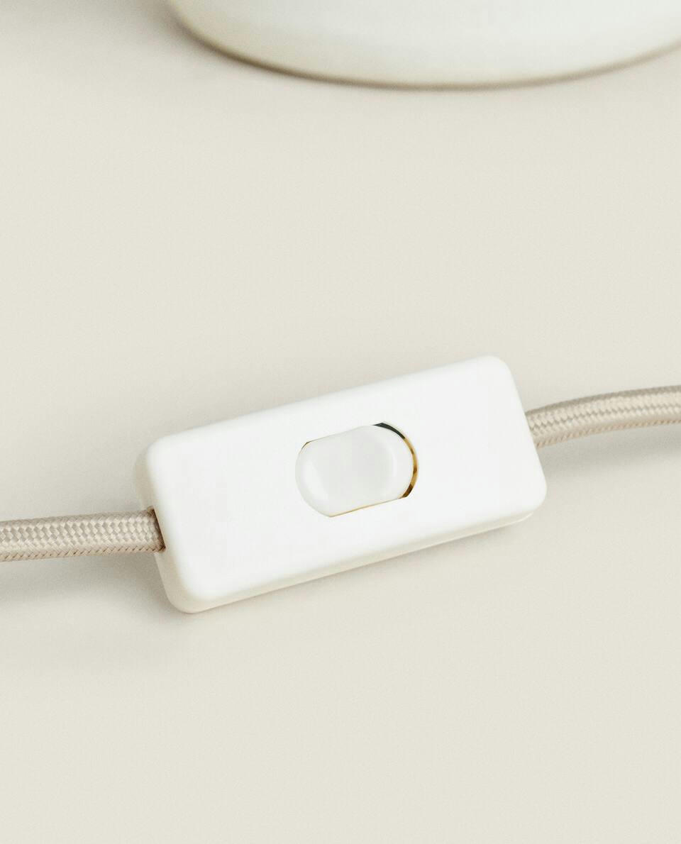 CERAMIC LAMP WITH LINEN LAMPSHADE